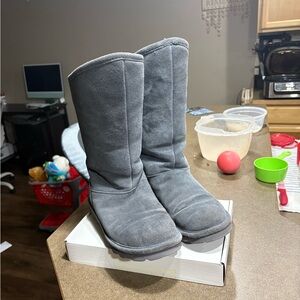 BearPaw Gray Winter Boots